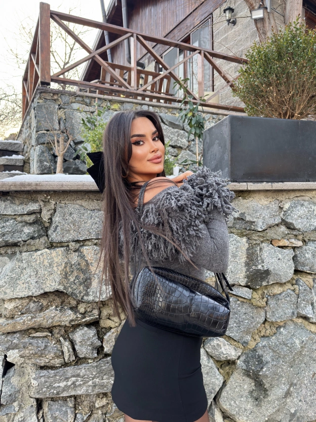 Antrasit Püsküllü Madonna Kazak