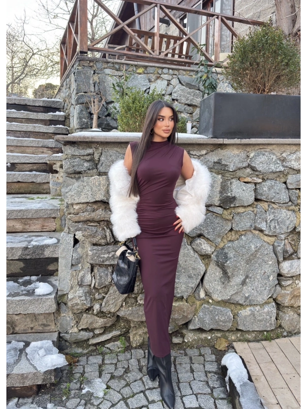 Mürdüm Kolsuz Yırtmaç Detay Uzun Elbise