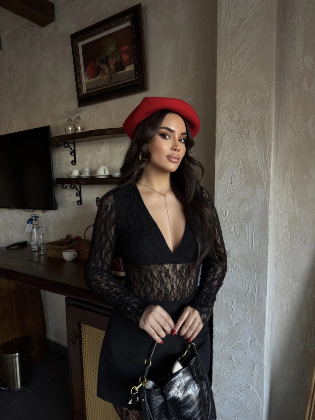 Siyah Dantel Bodysuit