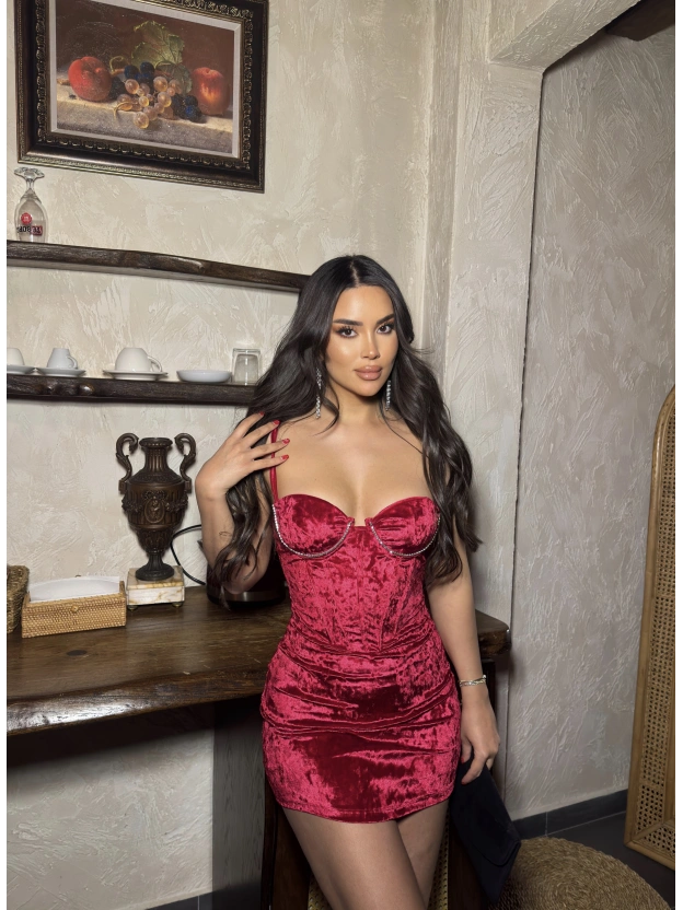 Kırmızı Kadife Taşlı Mini Elbise