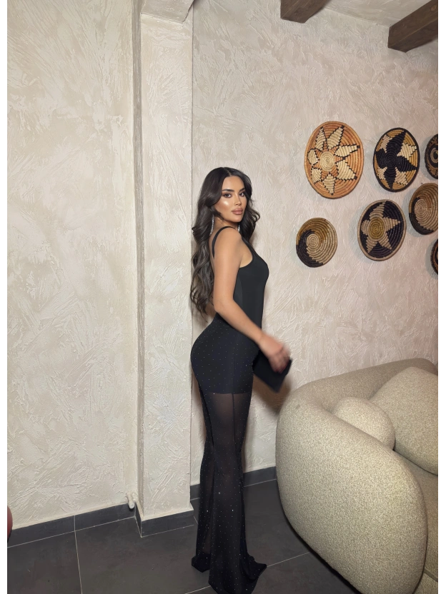 Siyah Kare Yaka Taşlı Tulum