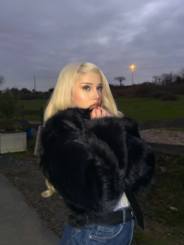 Siyah Crop Kürk Ceket