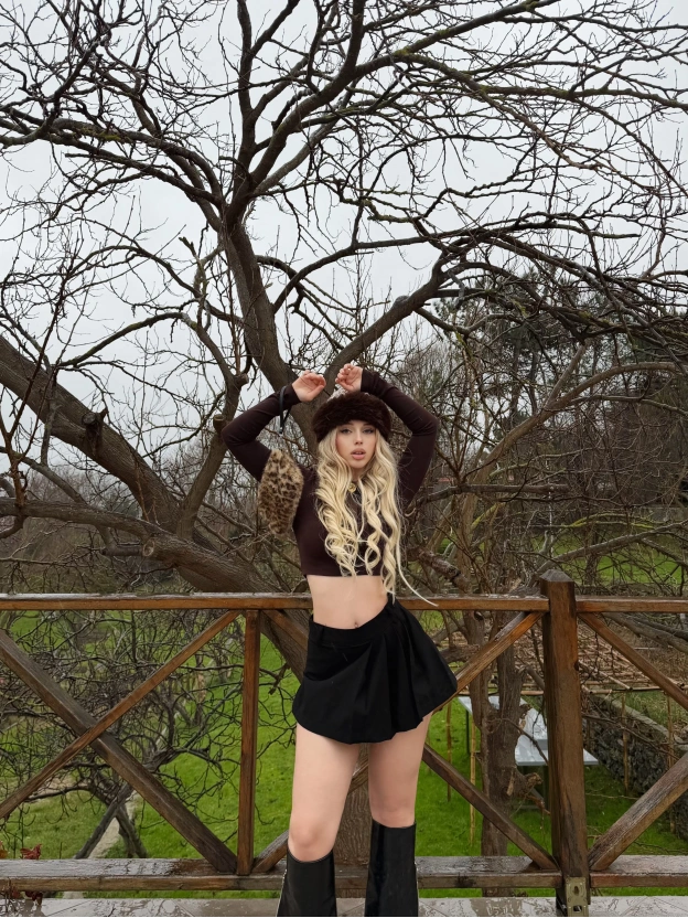 Siyah Pileli Mini Şort Etek