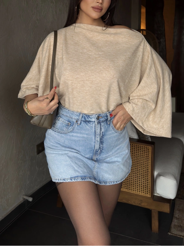 Bej Yarasa Kol Kayık Yaka Yumoş Bluz