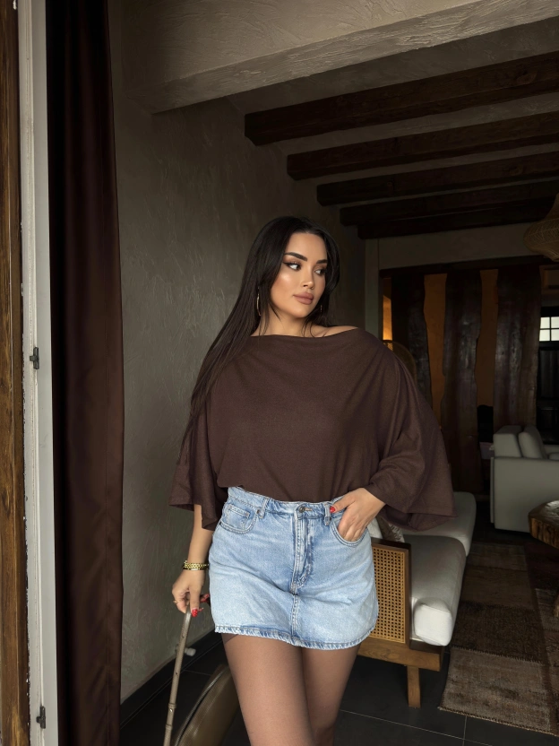 Kahverengi Yarasa Kol Kayık Yaka Yumoş Bluz