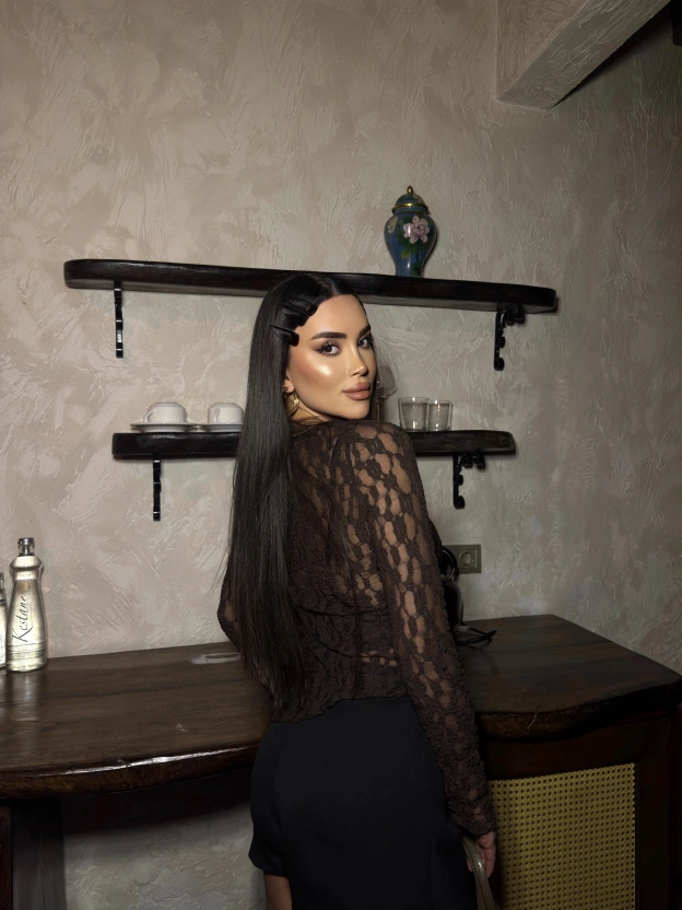 Kahverengi Asimetrik Dantel Bluz