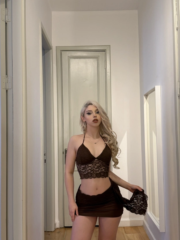 Kahverengi Dantel Detay Büstiyer Etek Takım