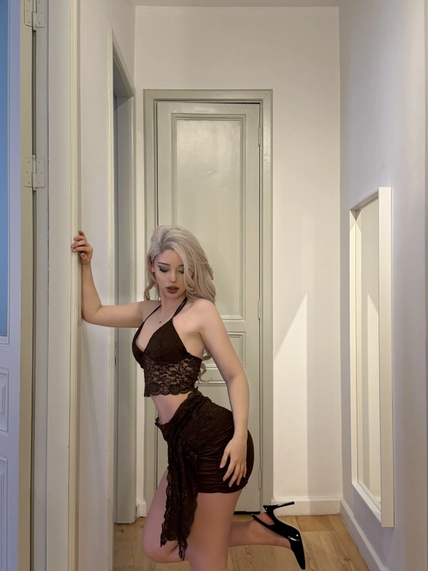 Kahverengi Dantel Detay Büstiyer Etek Takım