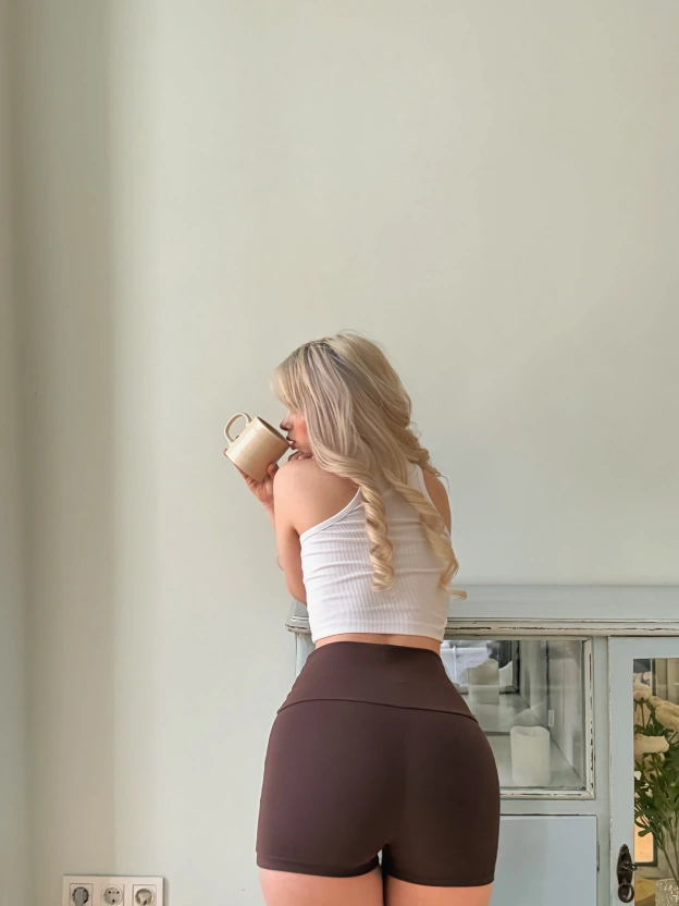 Kahverengi Toparlayıcı Kısa Tayt