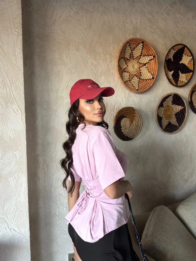 Pembe Sırt Bağlamalı Bele Oturan Tshırt