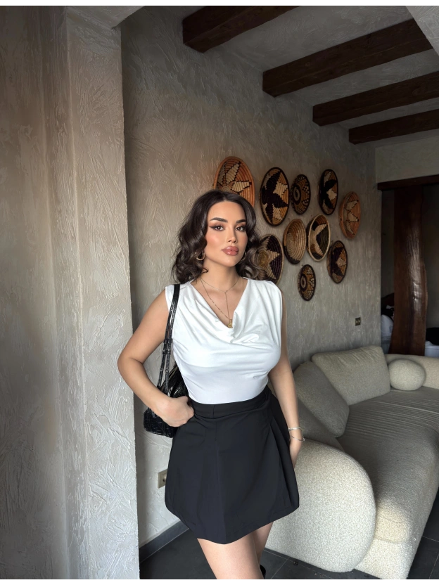 Beyaz Degaje Yaka Bluz