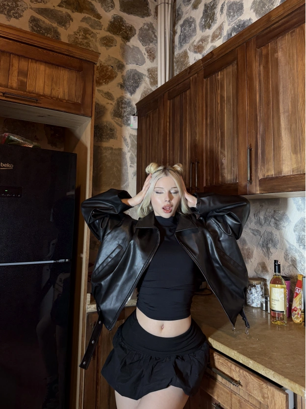 Siyah Kemer Detay Oversize Deri Ceket