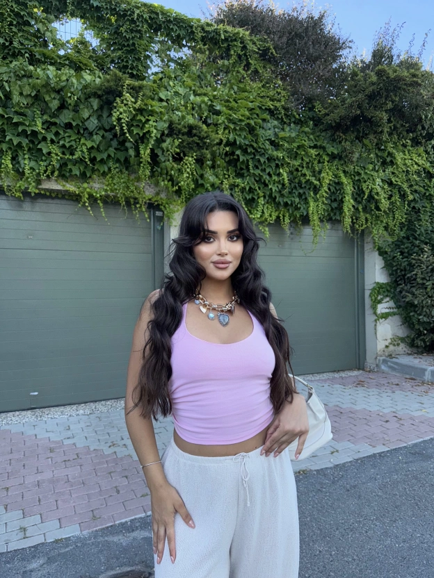 Pembe Boyundan Geçirmeli Crop