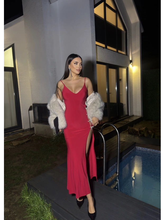 Kırmızı Fiyonk Dekolteli Uzun Elbise