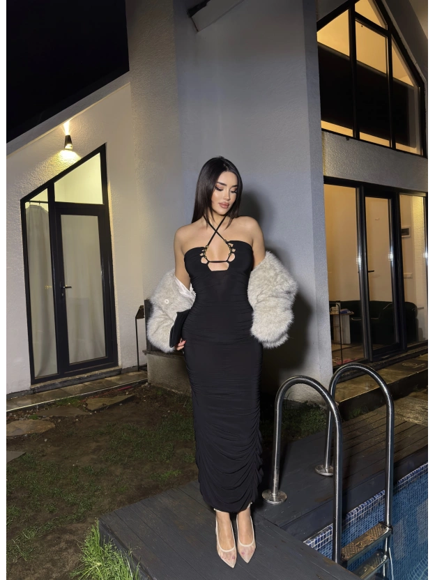 Siyah Boyundan Bağlamalı Drapeli Tasarım Elbise