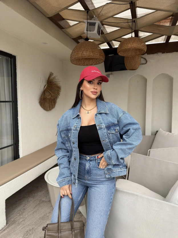 Mavi Nakışlı Oversize Kot Ceket