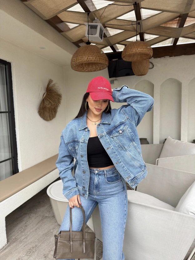 Mavi Nakışlı Oversize Kot Ceket