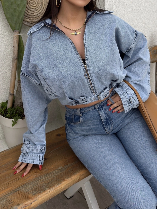 Mavi Yıkamalı Kemer Detay Oversize Kot Ceket