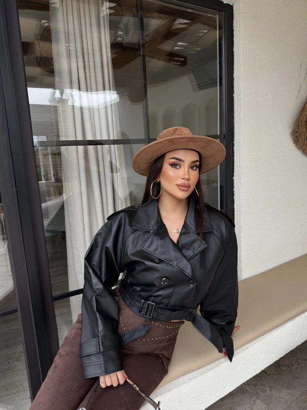 Siyah Crop Kemerli Deri Ceket