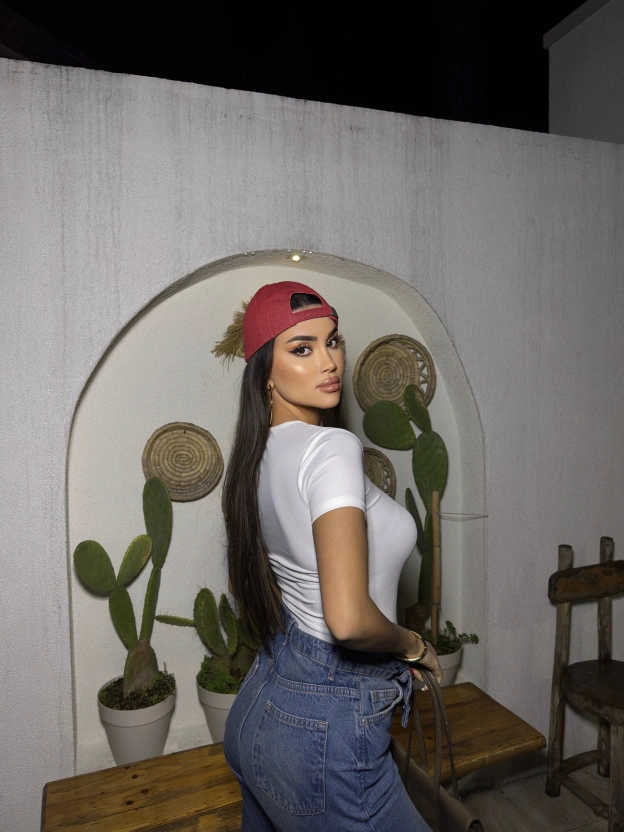 Beyaz Kısa Kollu Bodysuit