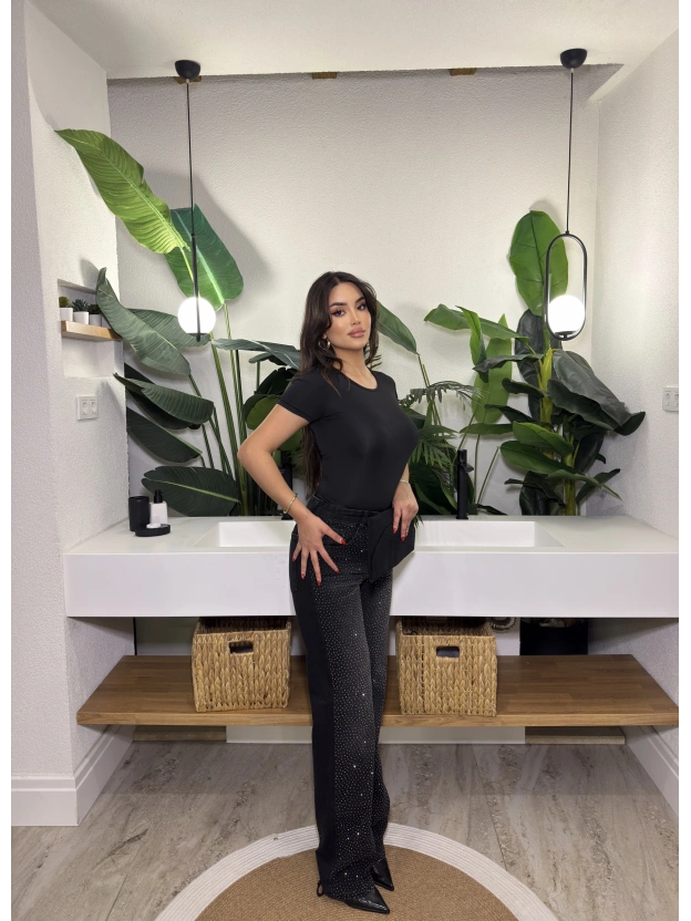 Siyah Wide Leg Önü Taşlı Pantolon