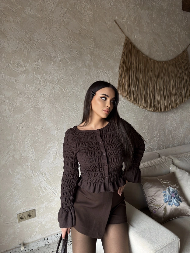 Kahverengi Düğmeli Gipeli Bluz