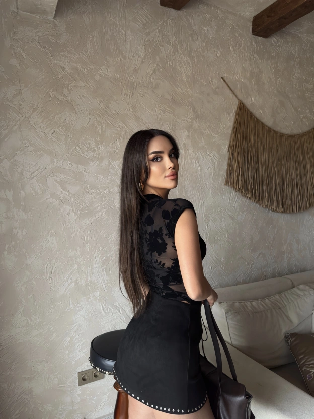 Siyah Güpürlü Transparan Bluz