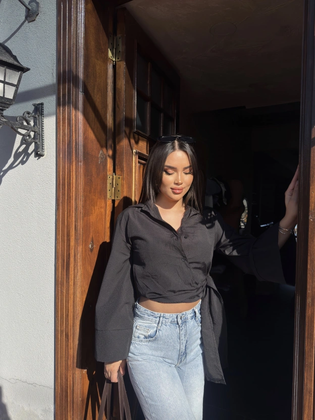 Siyah İspanyol Kol Bağlamalı Gömlek