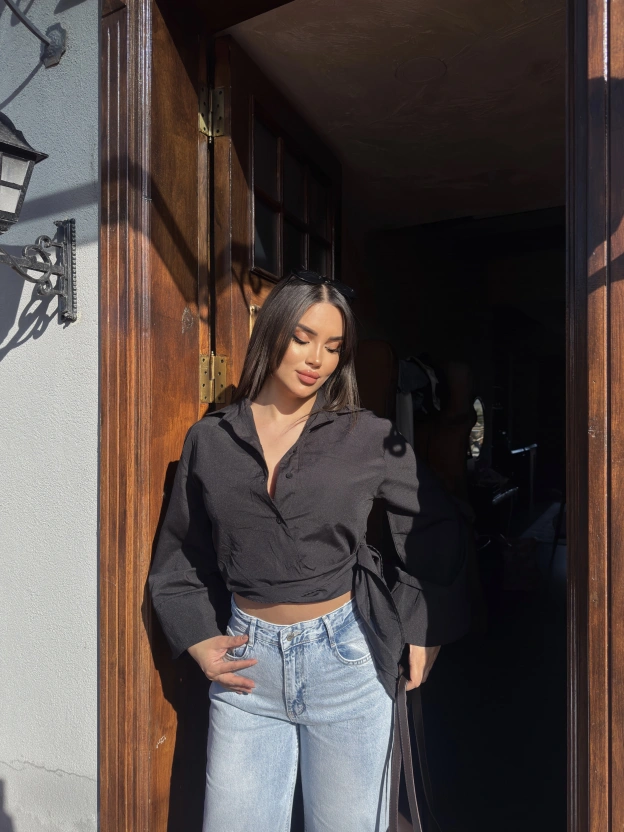 Siyah İspanyol Kol Bağlamalı Gömlek