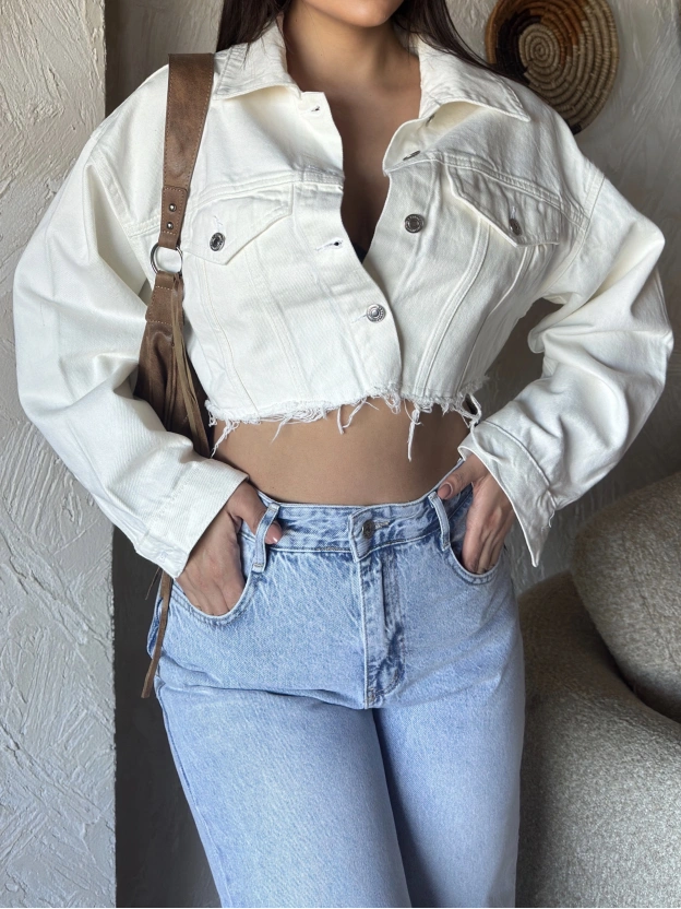 Ekru Crop Ceket