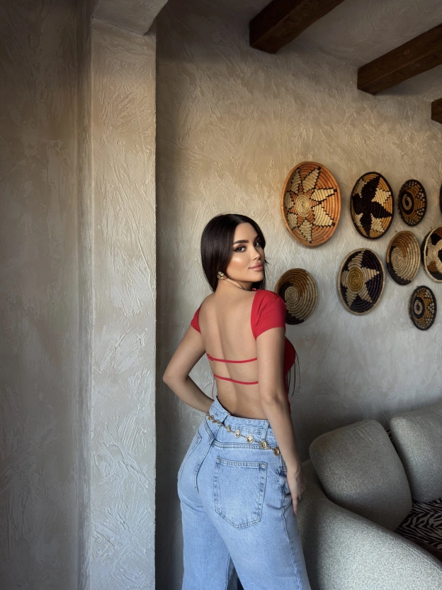 Kırmızı Sırt Ayarlanabilir Crop