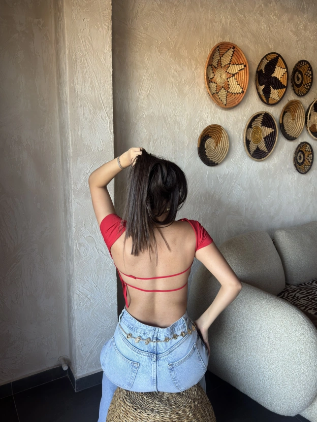 Kırmızı Sırt Ayarlanabilir Crop