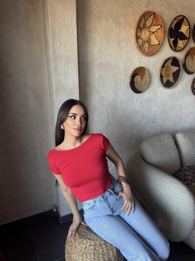 Kırmızı Sırt Ayarlanabilir Crop