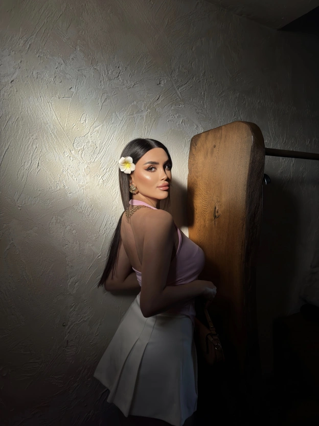 Pembe Tokalı Boyundan Geçirmeli Crop