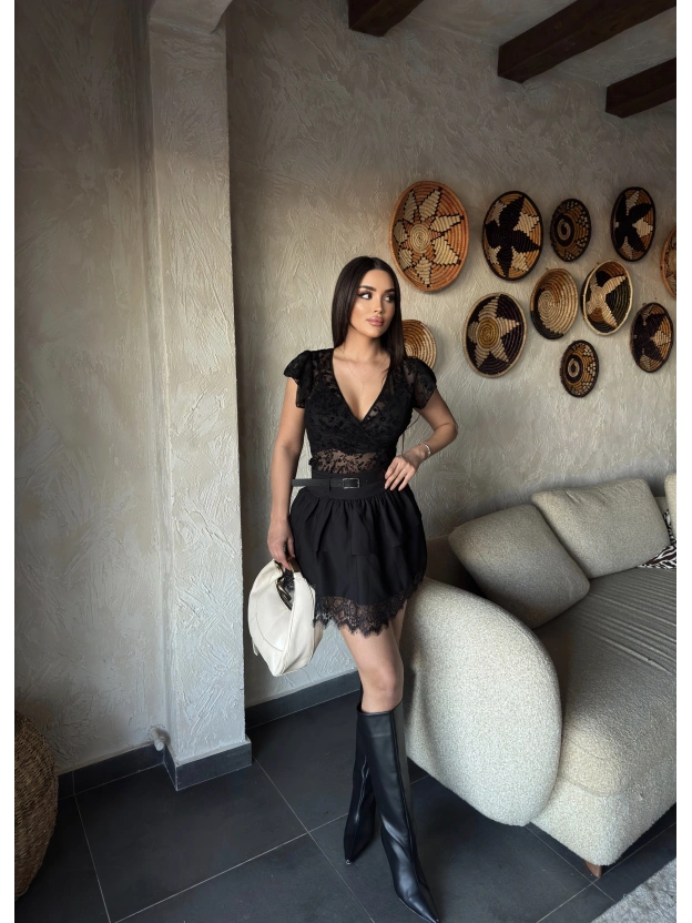 Siyah Dantel Detay Kemerli Kloş Etek