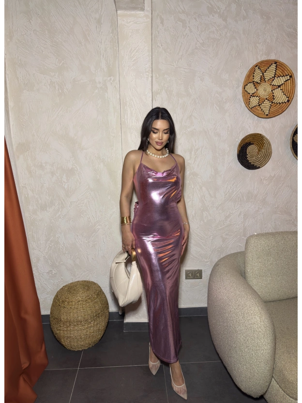 Pembe Degaje Yaka Sırt Bağlamalı Parlak Elbise