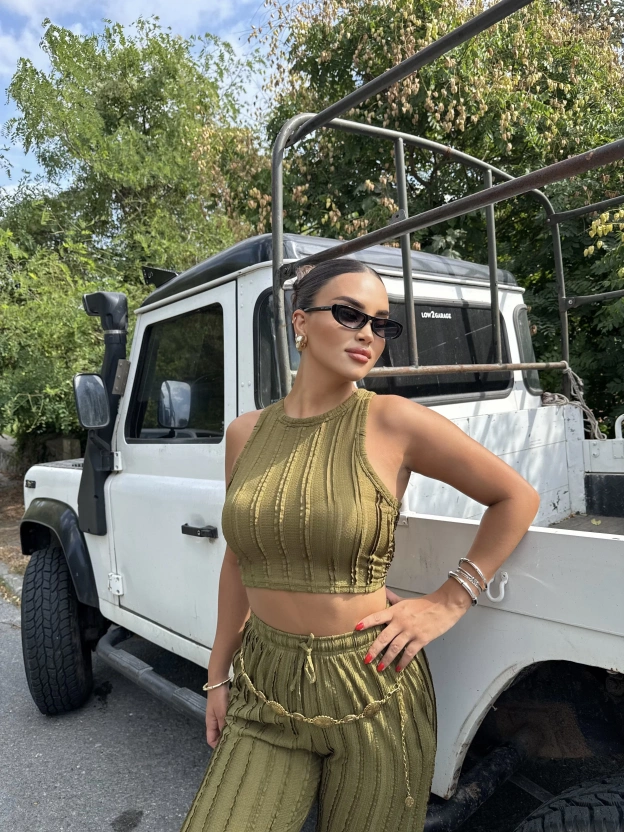 Yeşil Dikiş Detay Kolsuz Alt Üst Takım