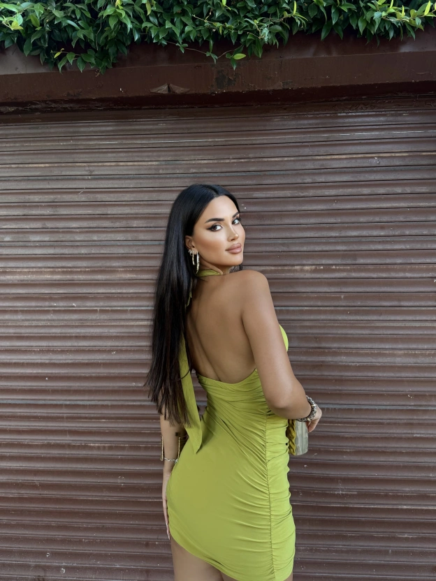 Yeşil G Tokalı Boyundan Bağlamalı Mini Elbise