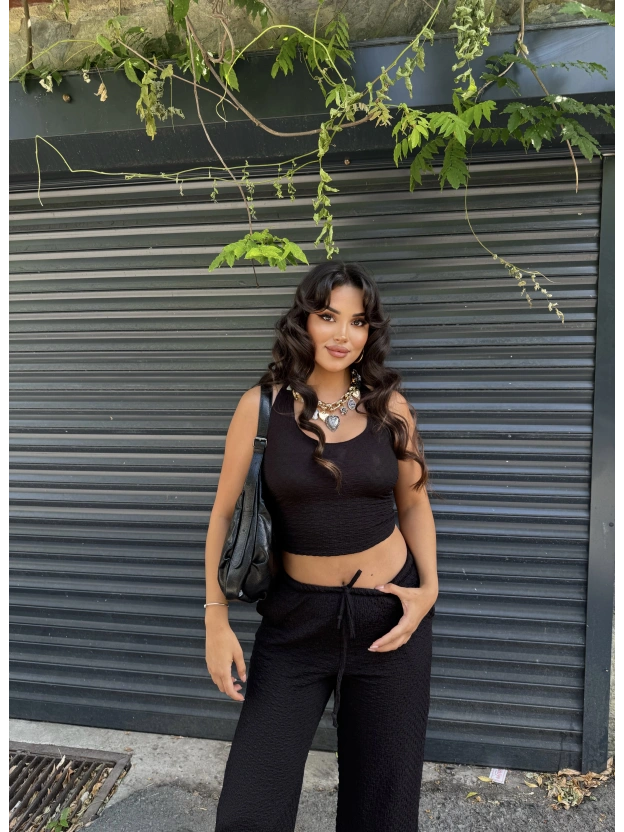 Siyah Boyundan Bağlamalı Bürümcük Takım