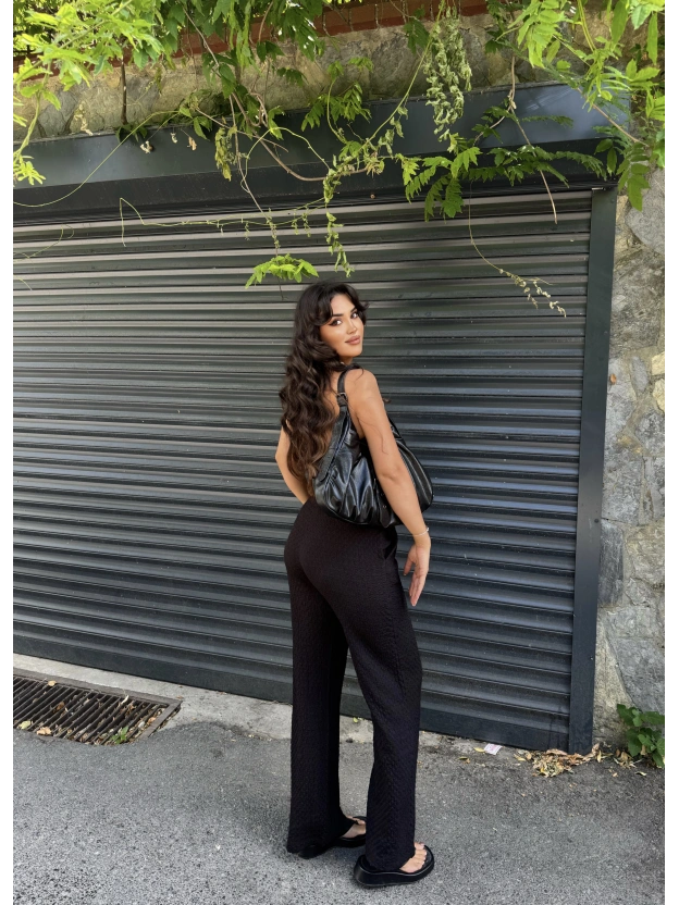 Siyah Boyundan Bağlamalı Bürümcük Takım