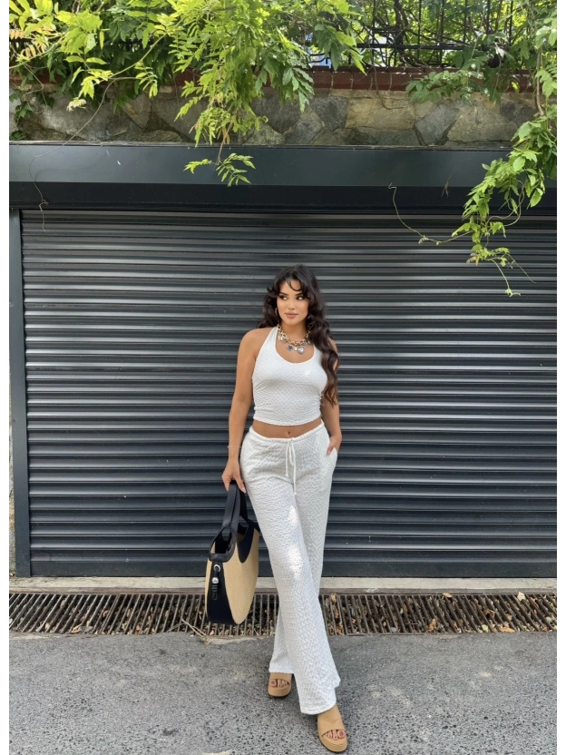 Beyaz Boyundan Bağlamalı Bürümcük Takım