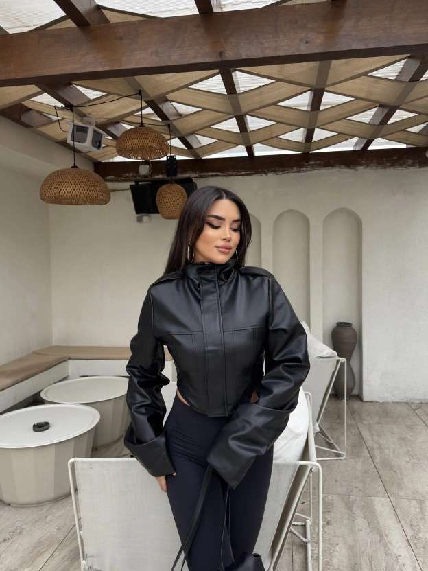 Siyah Korse Detay Dik Yaka Deri Ceket