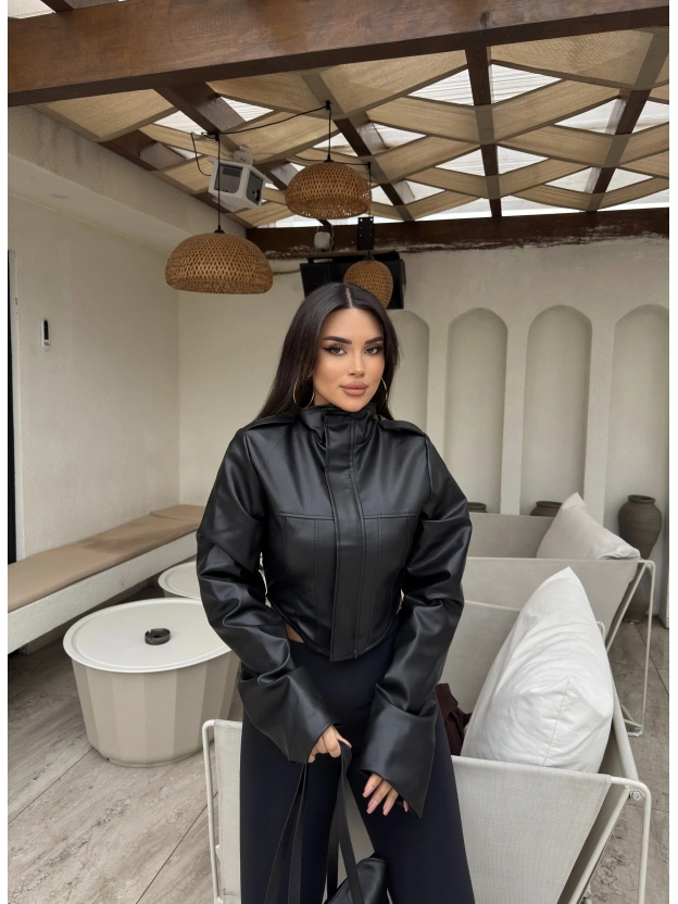 Siyah Korse Detay Dik Yaka Deri Ceket