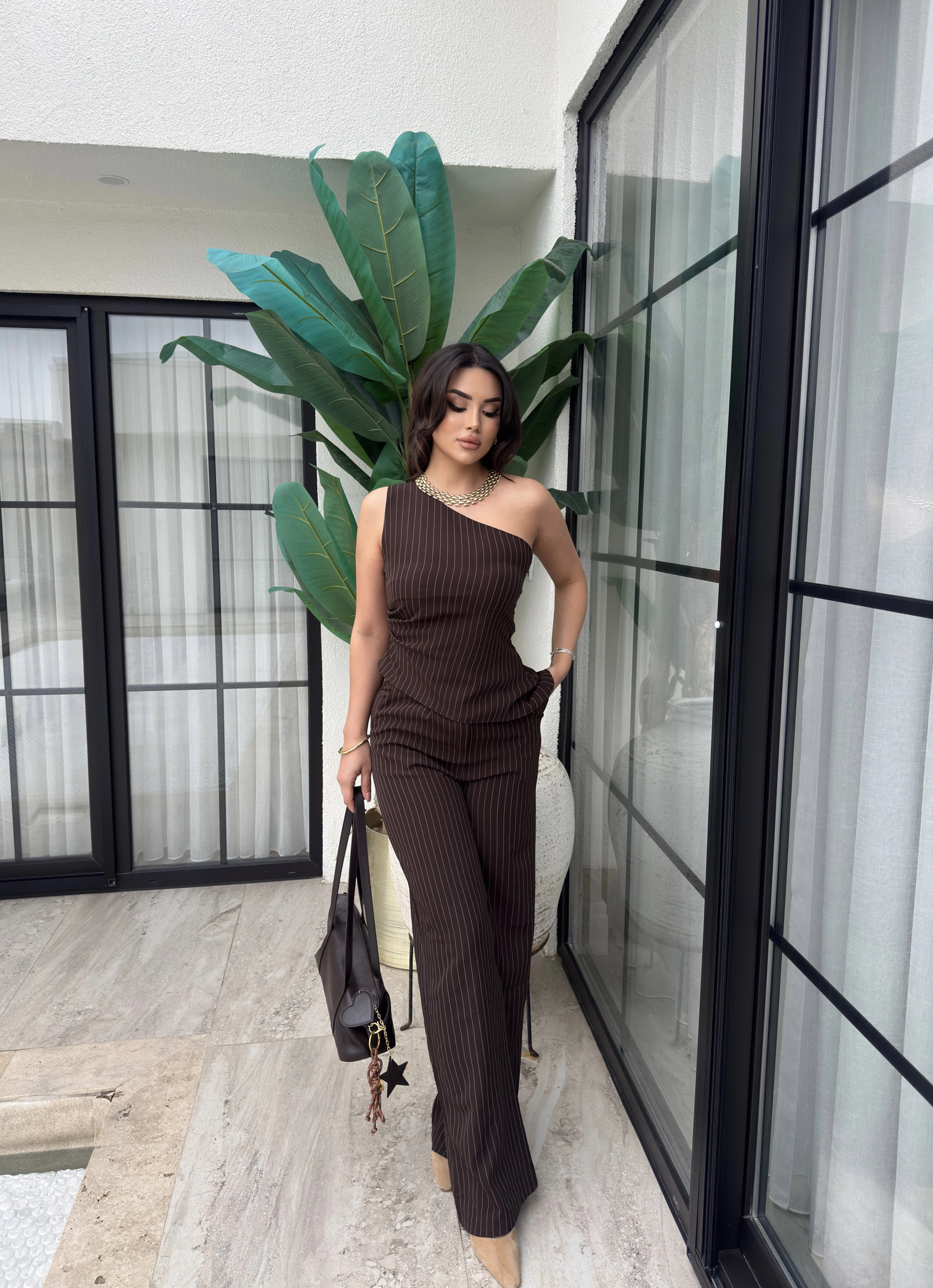 Kahverengi Çizgili Tek Omuz Double Alt Üst Takım