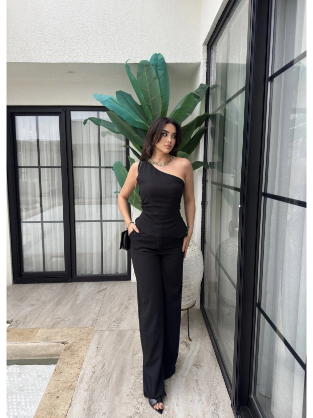 Siyah Tek Omuz Double Alt Üst Takım