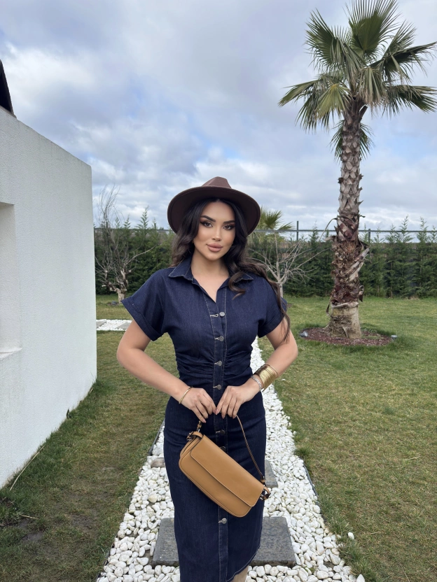 Koyu Mavi Drapeli Düğme Detay Elbise