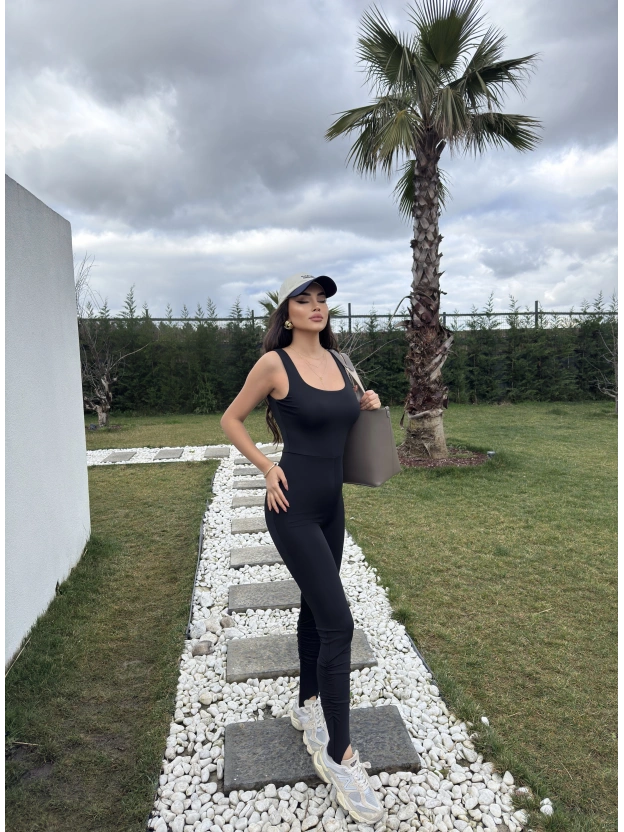 Siyah Kare Yaka Tulum