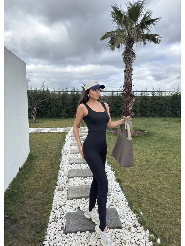 Siyah Kare Yaka Tulum