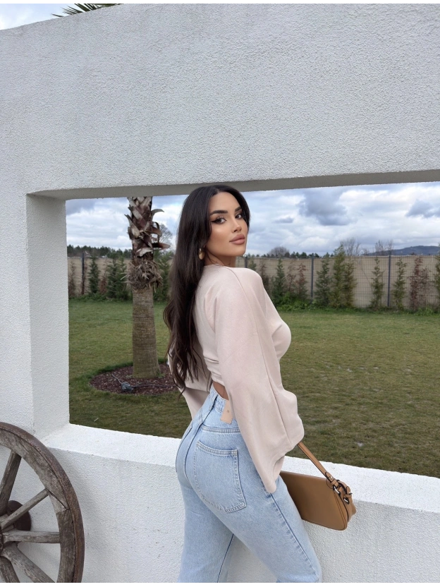 Bej Bisiklet Yaka İspanyol Kol Crop Tshırt