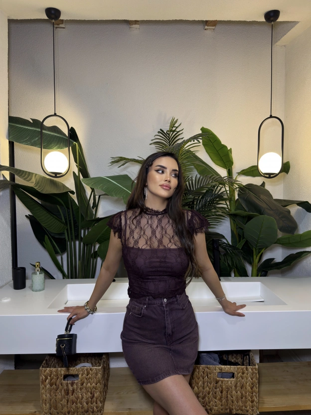 Mürdüm Dantel Detay Astarlı Bluz